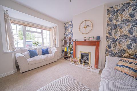 2 bedroom semi-detached house for sale, Longmore Road, Shirley, B90