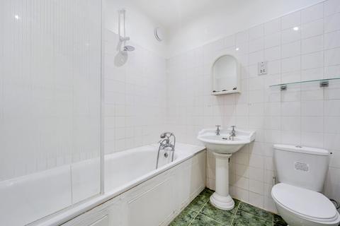 2 bedroom flat to rent, High Street, Wimbledon Hill, London, SW19