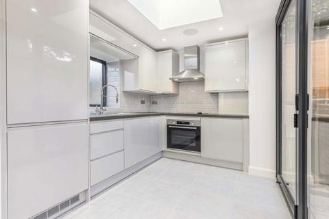 1 bedroom house to rent, Himley Road, London SW17