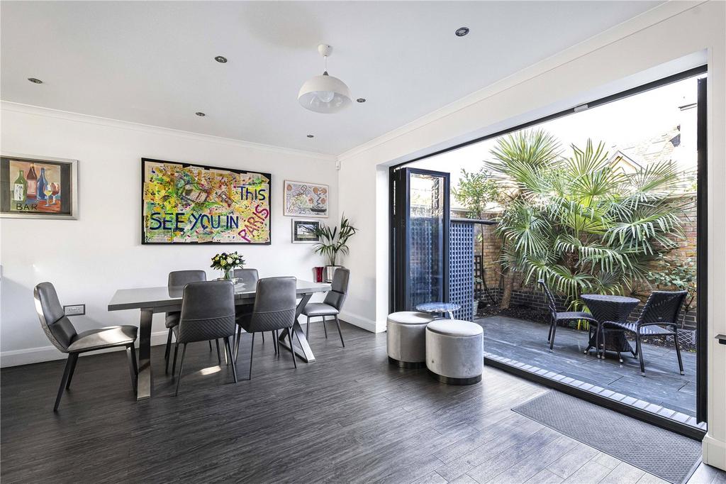 Kitchen/Dining Room