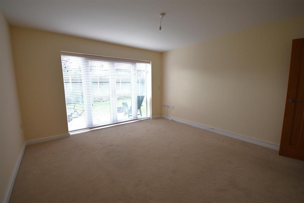Lounge.jpg