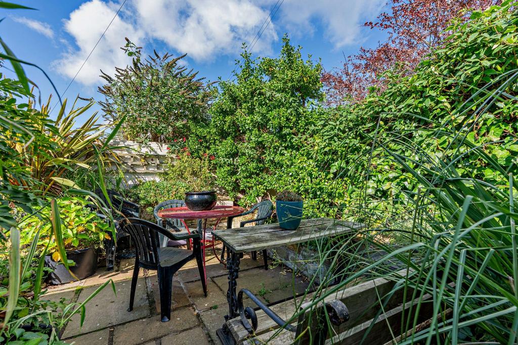 Courtyard Garden