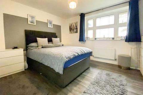undefined, Oak Avenue, Wokingham, Berkshire