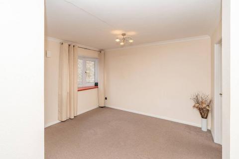 3 bedroom terraced house for sale, Peregrine Close, WD25, Watford, WD25