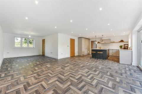 4 bedroom detached house for sale, Inhams Lane, Denmead