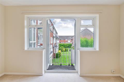 3 bedroom flat for sale, Lovelace Gardens, Surbiton KT6