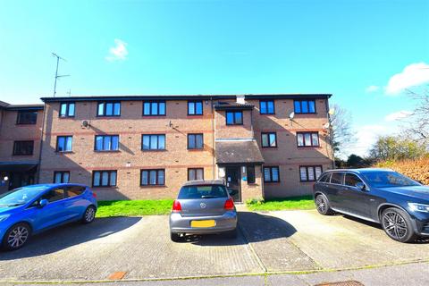 undefined, Steeple Close, Rochford