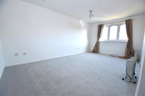 undefined, Steeple Close, Rochford