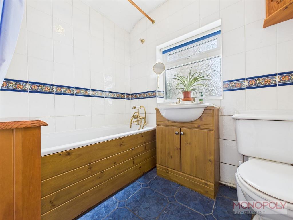 Downstairs Bathroom