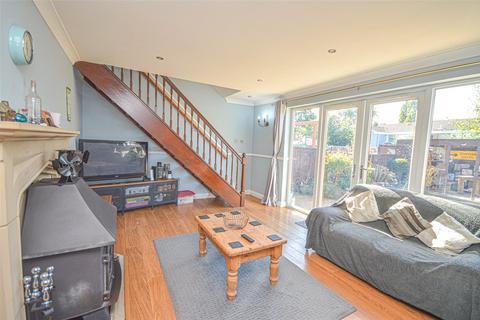 3 bedroom terraced house for sale, Raybrook Crescent, Rodbourne, Swindon, Wiltshire, SN2