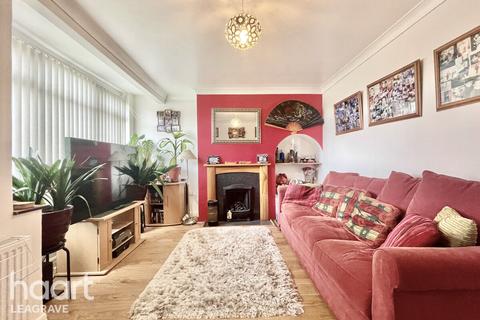 undefined, Sundon Park Road, Luton