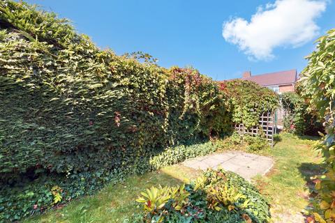 3 bedroom semi-detached house for sale, Ruislip, Greater London HA4