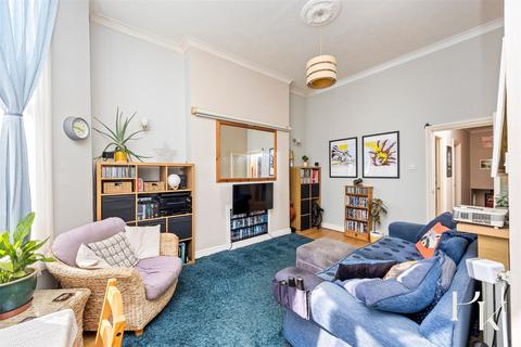 2 bedroom flat for sale, Albert Road, Brighton BN1