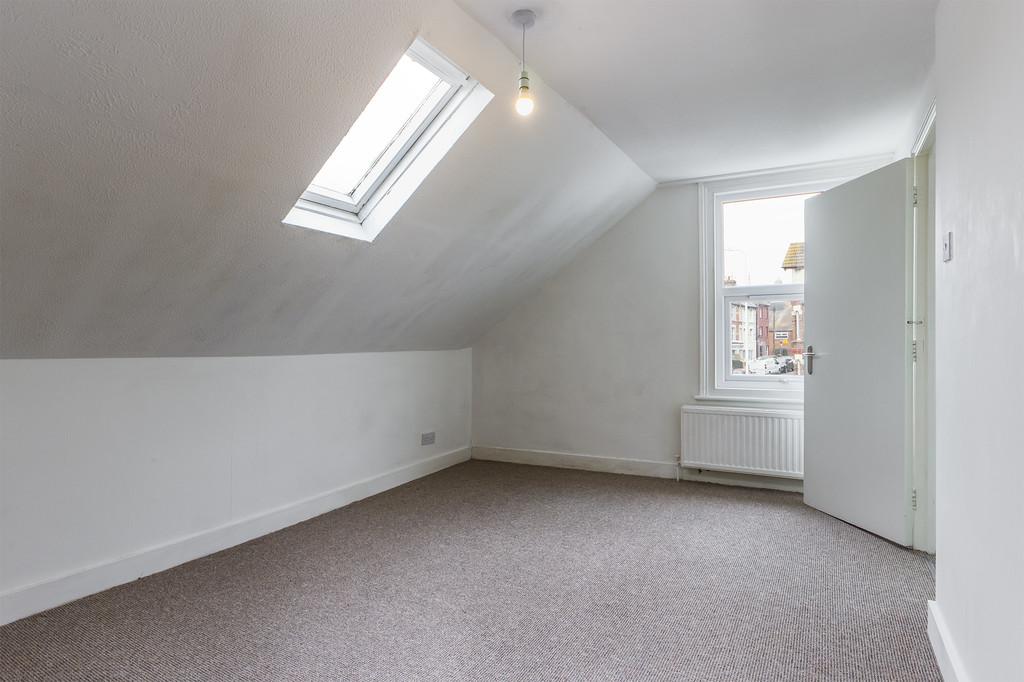 Cam00102 p1 pr0025 still06