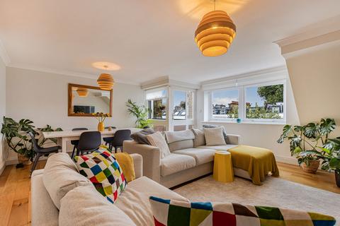 3 bedroom flat for sale, Gloucester Avenue, London NW1