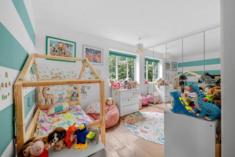 Flat 3, Willow House Bromley Road, Shortlands, Bromley, BR2 0BN