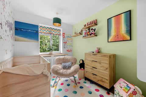 Flat 3, Willow House Bromley Road, Shortlands, Bromley, BR2 0BN