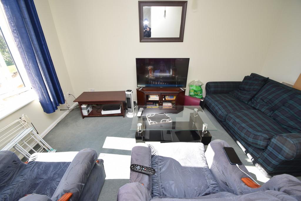 Lounge 2