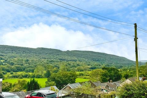 15 Derw Road, Pontardawe, Swansea, SA8 4AN