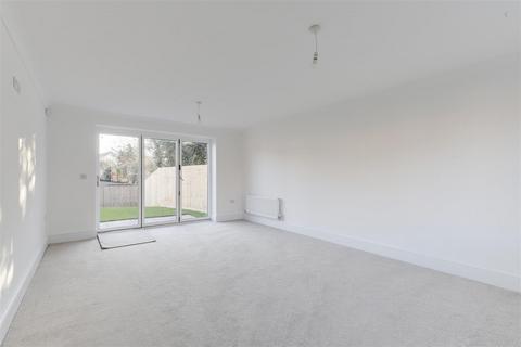 undefined, Meadowcroft Gardens, Nottingham NG15