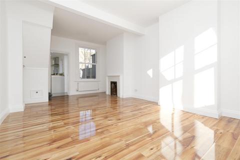 undefined, Moselle Avenue, London N22