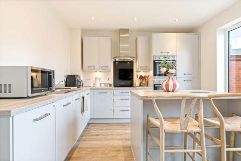 3 bedroom end of terrace house for sale, Thurso Way, Leicester LE19
