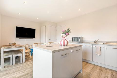 3 bedroom end of terrace house for sale, Thurso Way, Leicester LE19