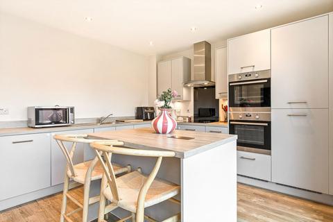 3 bedroom end of terrace house for sale, Thurso Way, Leicester LE19