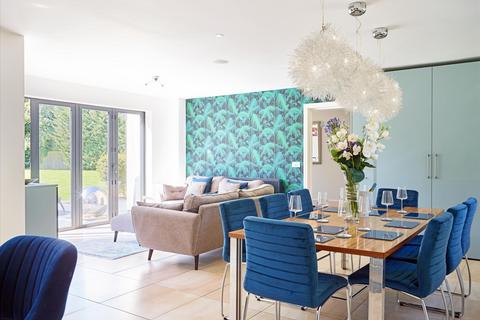 6 bedroom detached house for sale, Station Road, South Cerney, Cirencester, Gloucestershire, GL7