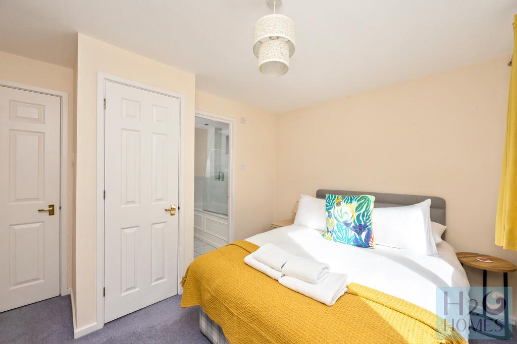 The Strand, Merton Court, Flat 63-005