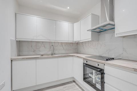 Studio to rent, Caledonian Road, Islington, London