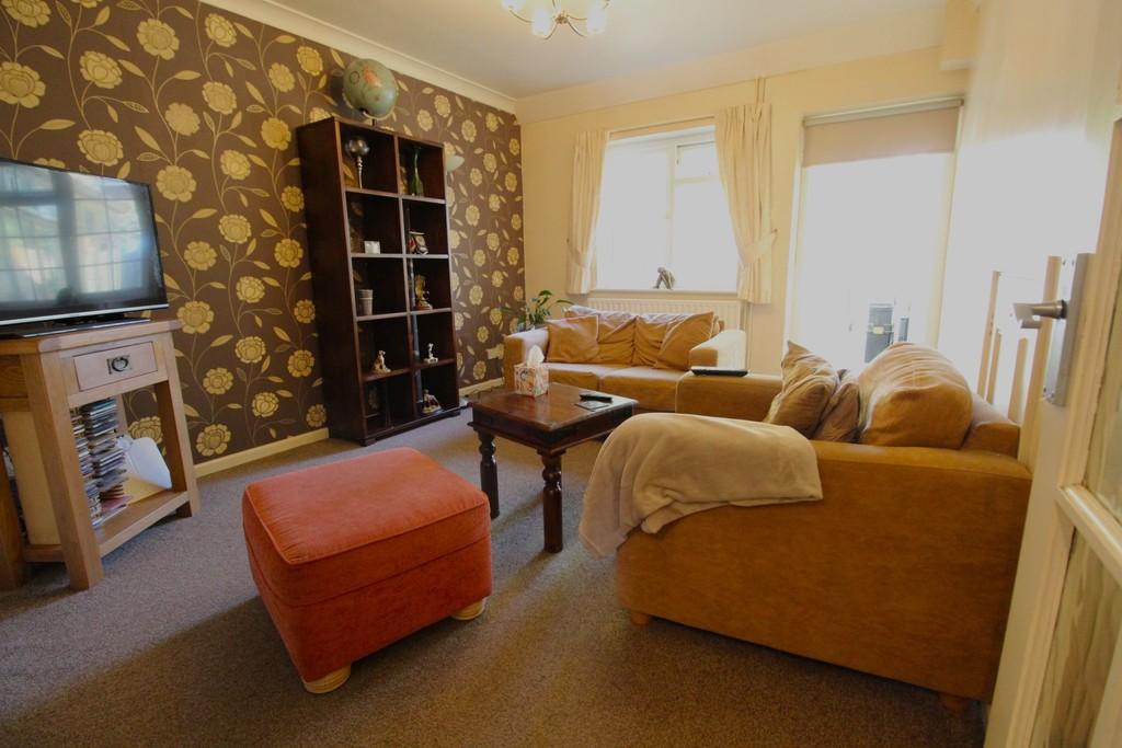 Family room 2