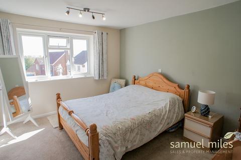 undefined, Garraways, Swindon SN4