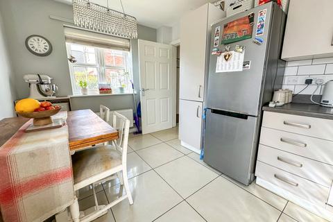 undefined, Alexander Way, Shrivenham SN6