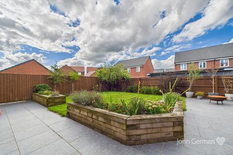 4 bedroom detached house for sale, Starflower Way, Mickleover