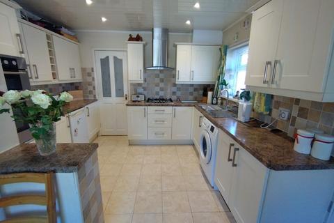 3 bedroom semi-detached house for sale, Kingsley Road, Talke Pits, Stoke-on-Trent