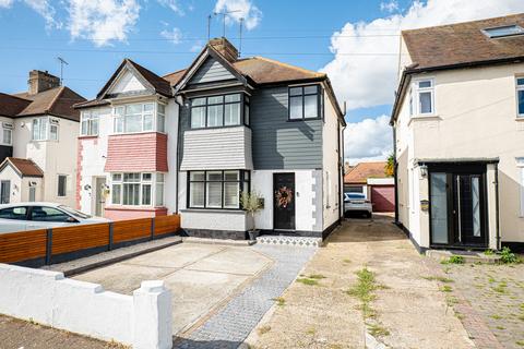 Aragon Close, Southend-on-sea, SS2