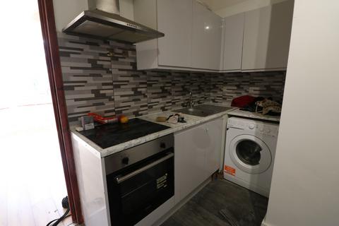 undefined, Courtland avenue, Ilford IG1