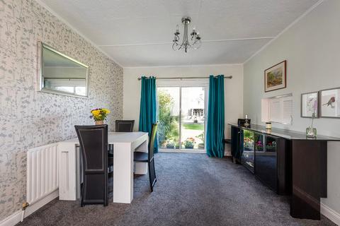 undefined, Hollingbourne Avenue, Bexleyheath, DA7