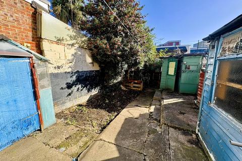 undefined, Sussex Road, Southall