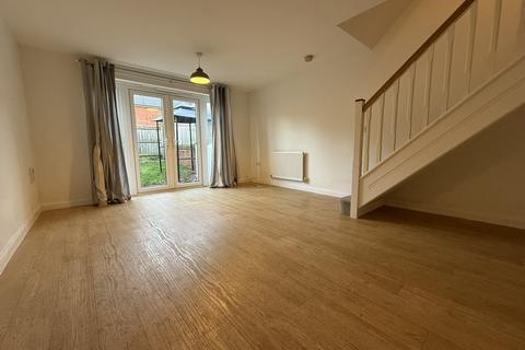 2 bedroom terraced house to rent, Stone Walk, Exeter EX1