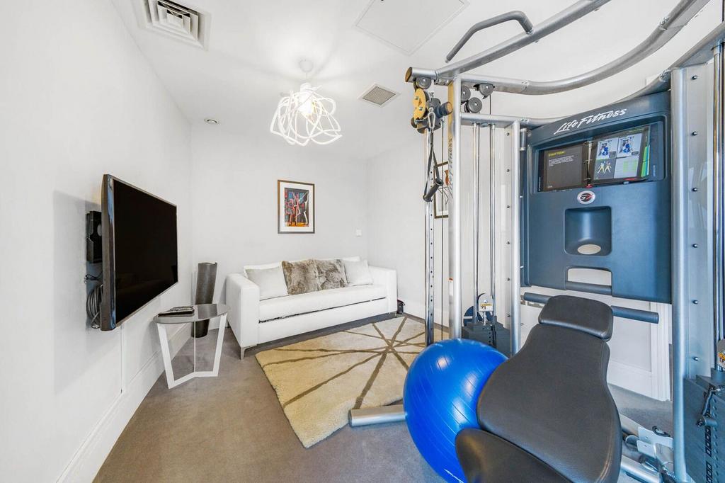 Apartment in London - View 4