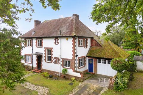 5 bedroom detached house for sale, Roslin Road South, Talbot Woods, Bournemouth, BH3