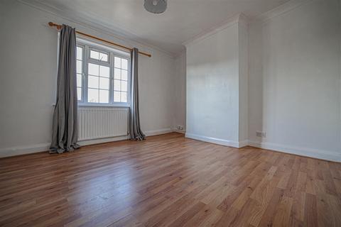 3 bedroom apartment for sale, Lawn Lane, Hemel Hempstead, HP3