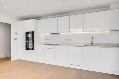 2 bedroom flat to rent, Yelverton Road, London SW11