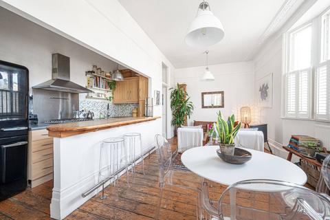 1 bedroom flat to rent, Rochester Road, Camden, London, NW1