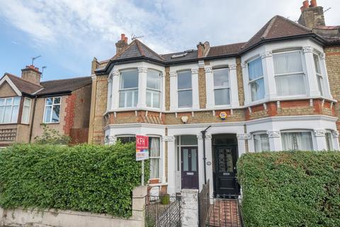 4 bedroom end of terrace house for sale, Chudleigh Road, Brockley, London, SE4