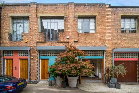 4 bedroom terraced house for sale, Blenheim Gardens, London, SW2