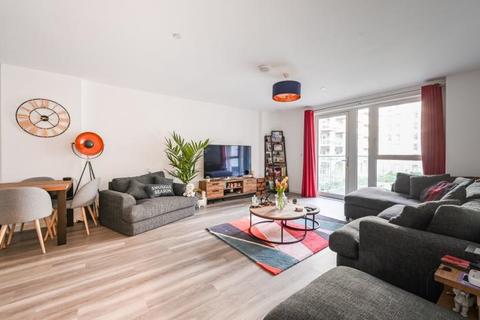 1 bedroom flat for sale, Chamberlain Court, Shipbuilding Way, E13