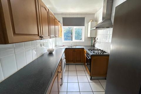 3 bedroom semi-detached house to rent, Knipersley Road, Sutton Coldfield, West Midlands, B73